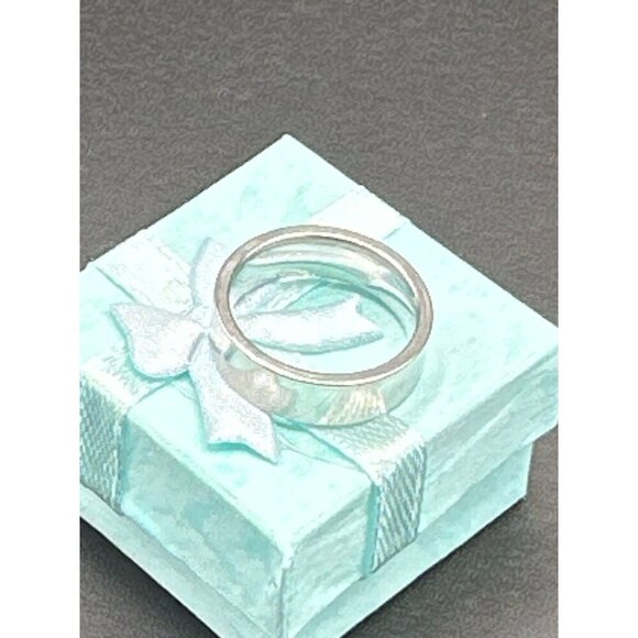 Silver-Plated Stainless Steel Band Ring For Men & Women  8mm New - Picture 2 of 6